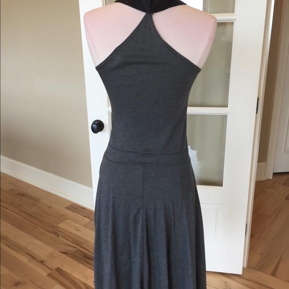 Gray form fitting dress K Ladies M stretchy - Picture 2 of 5